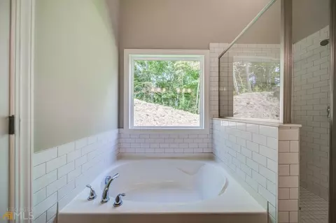 426 Spring Lake Hls, White, GA 30184 photo 13