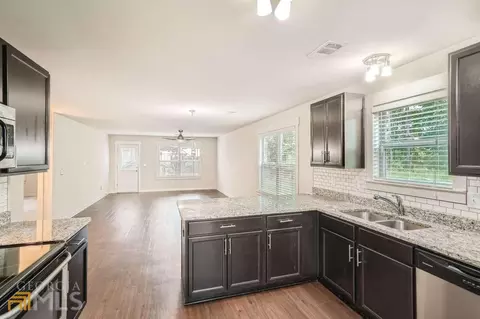 335 Eagles Pkwy, Covington, GA 30014 photo 10