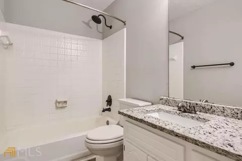 241 Deer Trace Dr, Mcdonough, GA 30253 photo 15