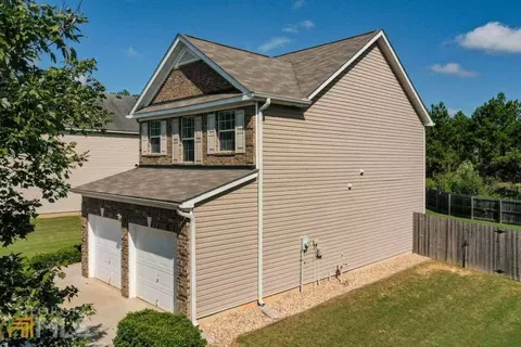 1109 Watercourse Way, Hampton, GA 30228 photo 2