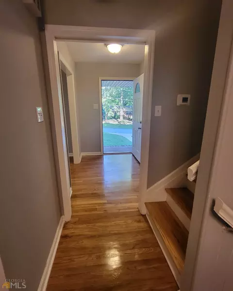 6583 Katie Ln, Morrow, GA 30260 photo 4