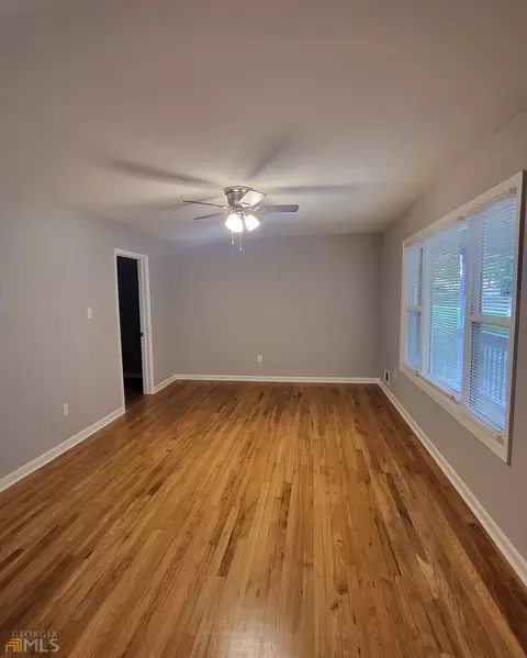 6583 Katie Ln, Morrow, GA 30260 photo 3