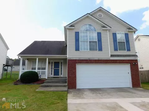 3377 Waggoner Trl, Rex, GA 30273 photo 1