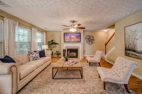 203 Picadilly Pl, Canton, GA 30114 photo 4