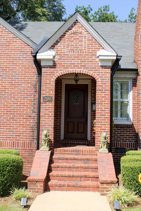 209 E 7th St, West Point, GA 31833 photo 3