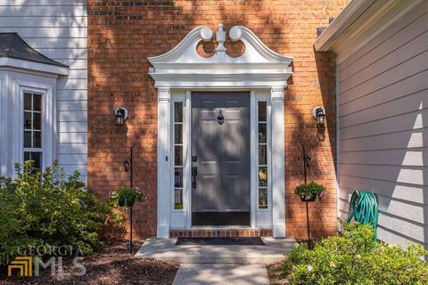 3946 Toccoa Falls Dr, Duluth, GA 30097 photo 2