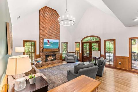 5380 Overbend Trl, Suwanee, GA 30024 photo 18