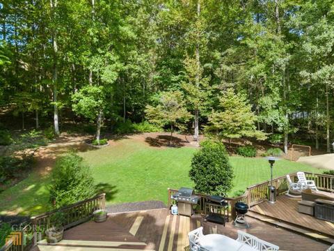 5380 Overbend Trl, Suwanee, GA 30024 photo 4