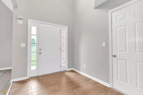1725 Bennett Dr, Mcdonough, GA 30253 photo 4