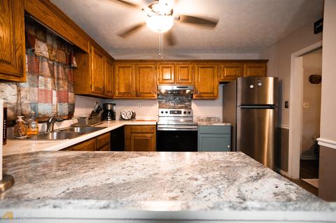 25 Cedar Creek Dr, Covington, GA 30014 photo 8