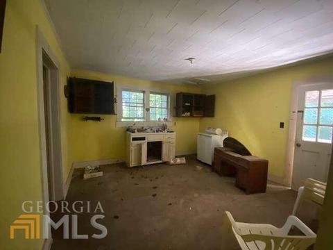 211 E Killian St, Canton, GA 30114 photo 6