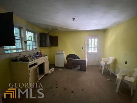 211 E Killian St, Canton, GA 30114 photo 5