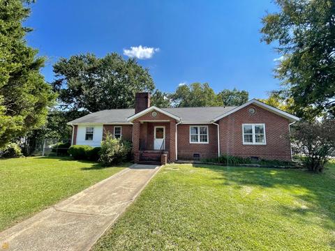 52 Fig St, Toccoa, GA 30577 photo 1