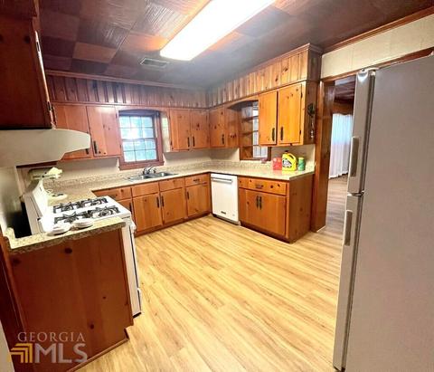 410 E Main St, Dexter, GA 31019 photo 4