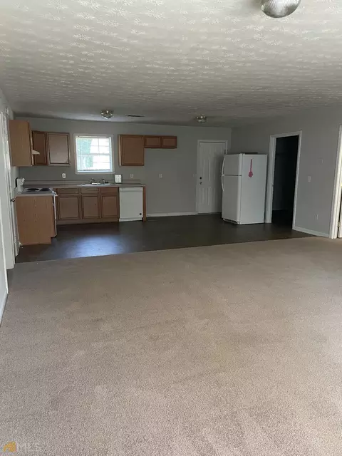 1214 Mathis St, Monroe, GA 30655 photo 2
