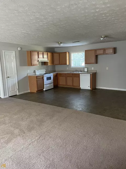 1214 Mathis St, Monroe, GA 30655 photo 4
