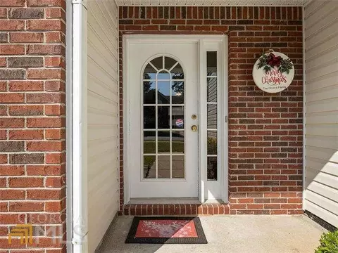 3581 Creekview Dr, Rex, GA 30273 photo 3