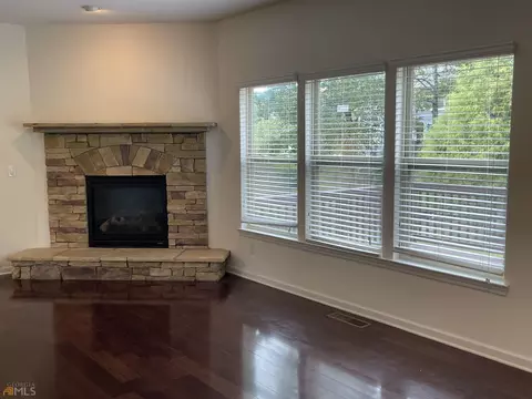 4025 Aster Ct, Suwanee, GA 30024 photo 5