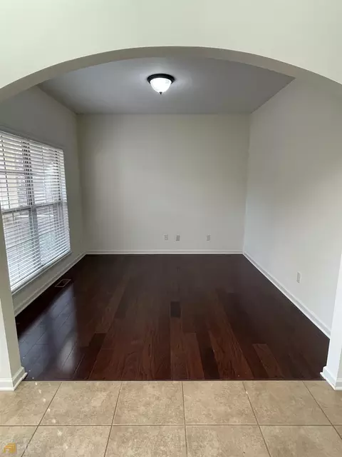 4025 Aster Ct, Suwanee, GA 30024 photo 4