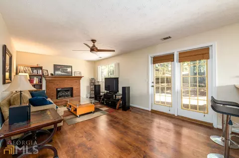 4180 E Meadow Dr, Duluth, GA 30096 photo 19