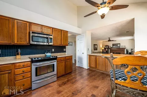 4180 E Meadow Dr, Duluth, GA 30096 photo 15