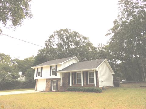 360 Redbud Dr, Barnesville, GA 30204 photo 2