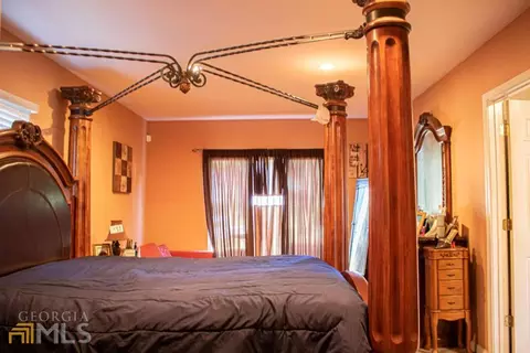5652 Phillips Dr, Morrow, GA 30260 photo 6