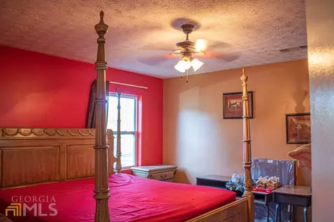 5652 Phillips Dr, Morrow, GA 30260 photo 10
