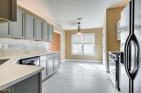 2557 Walking Path Ln, Dacula, GA 30019 photo 9