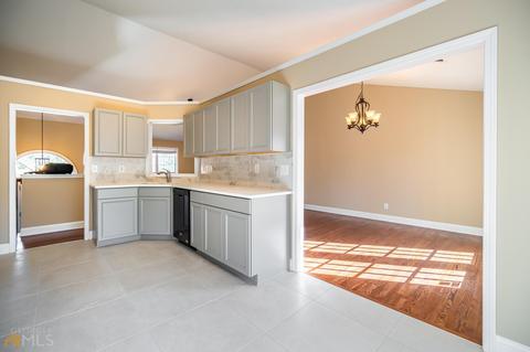 2557 Walking Path Ln, Dacula, GA 30019 photo 8