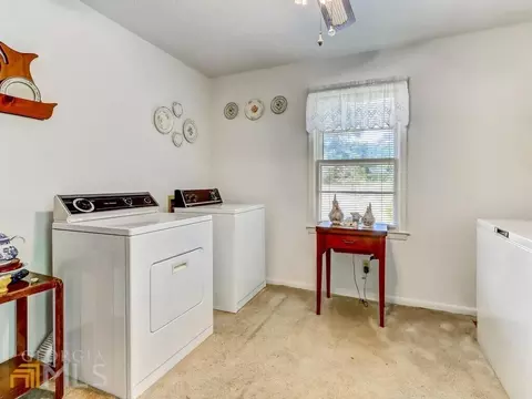 228 E Wright St, Winder, GA 30680 photo 29