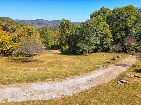 386 Frontier Rd, Tiger, GA 30576 photo 2