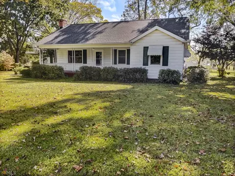 3999 Rex Rd, Rex, GA 30273 photo 1