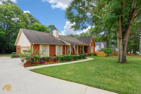 145 Wagon Wheel Dr, Rex, GA 30273 photo 3