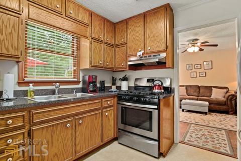145 Wagon Wheel Dr, Rex, GA 30273 photo 12