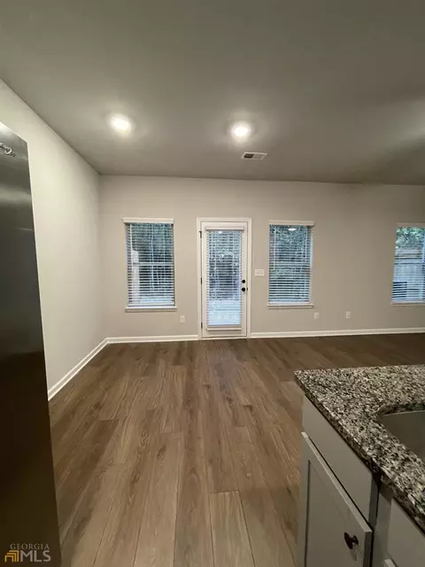 295 Skipjack Ct, Covington, GA 30016 photo 15