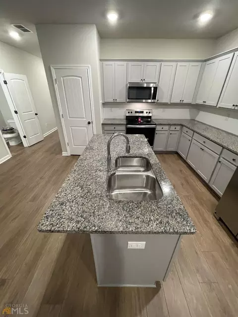 295 Skipjack Ct, Covington, GA 30016 photo 10