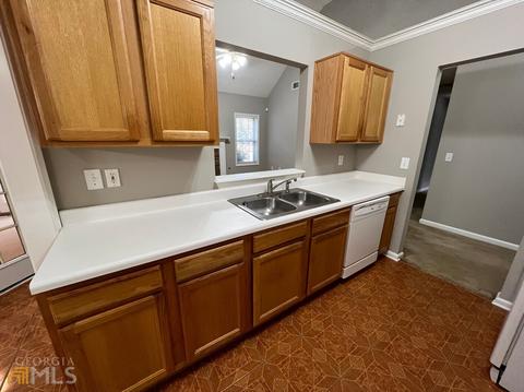 40 Creekside Ct, Covington, GA 30016 photo 5