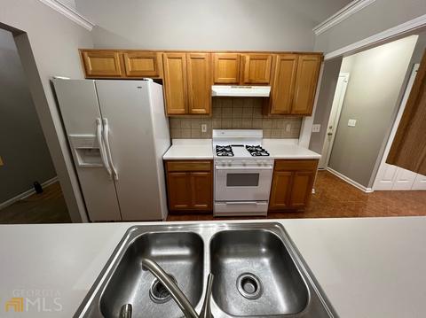 40 Creekside Ct, Covington, GA 30016 photo 6