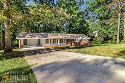 457 Ridgeway Cir, Cornelia, GA 30531 photo 2