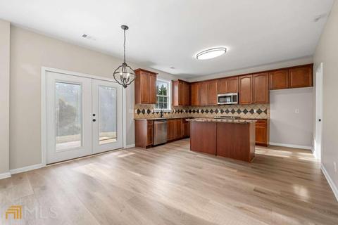 833 Van Briggle Path, Sugar Hill, GA 30518 photo 9