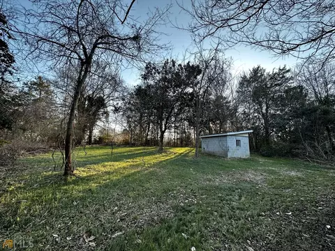 305 E Broad St, Winder, GA 30680 photo 33