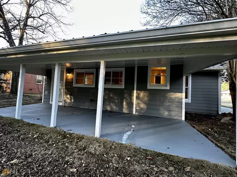 305 E Broad St, Winder, GA 30680 photo 35