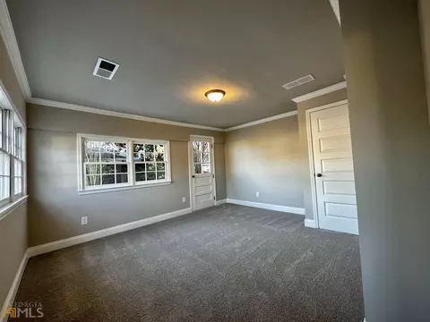 305 E Broad St, Winder, GA 30680 photo 28