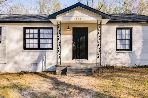 2242 Talley Dr, Chamblee, GA 30341 photo 3
