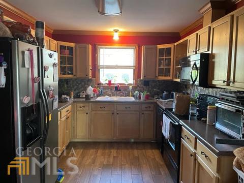 70 Thomas St, Toccoa, GA 30577 photo 4