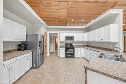 588 Windridge Rd, Clarkesville, GA 30523 photo 12
