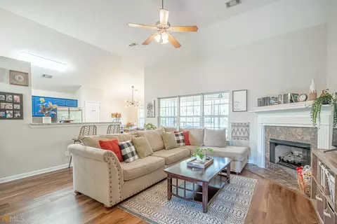262 Pampas Dr, Pooler, GA 31322 photo 4
