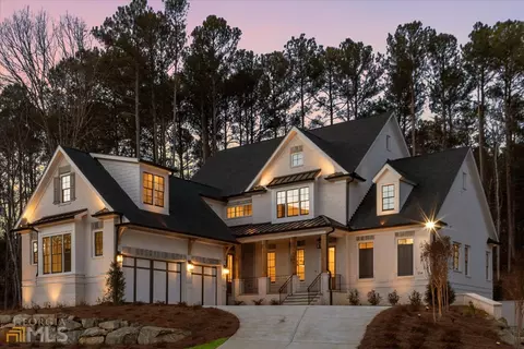 4909 Slaton Dr, Acworth, GA 30101