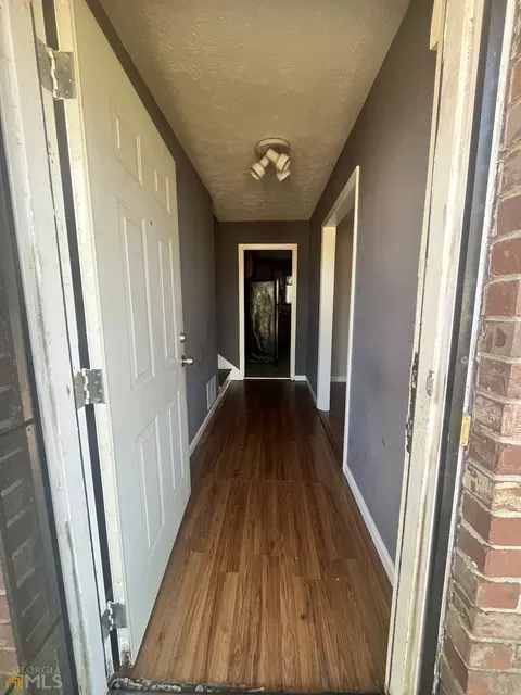 2271 Olin Ct, Morrow, GA 30260 photo 4